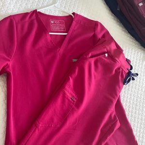 Figs Scrubs excellent conditions. Pink. Medium Set for $60